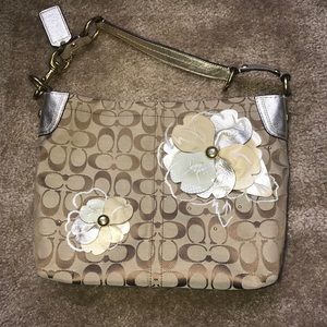 EUC coach signature floral hobo